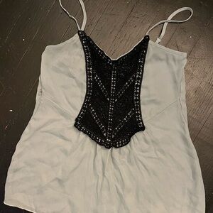 Stylish Tank Top with Black Lace Detail
